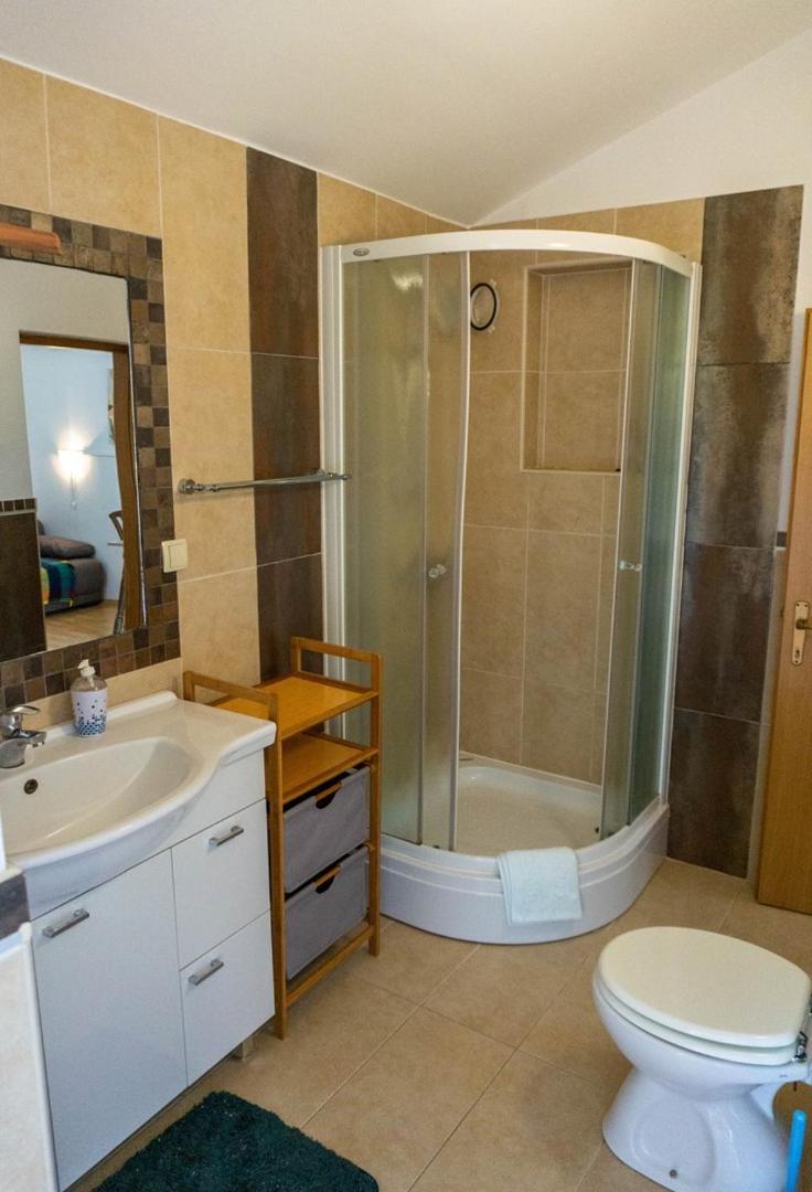 Apartments Petrica バスカ エクステリア 写真